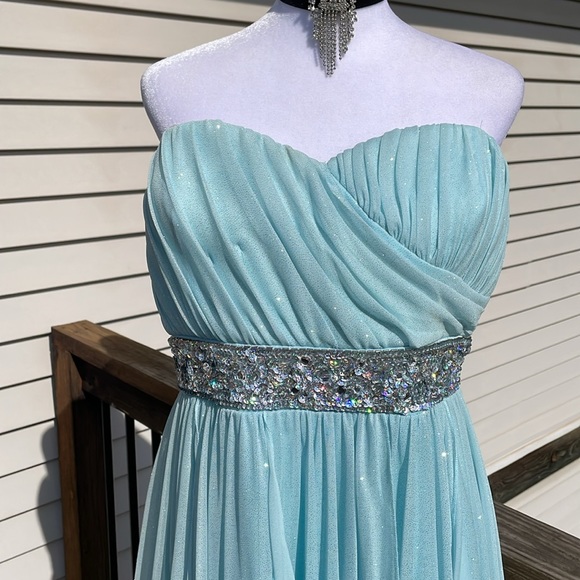 Strapless Party Dress for Juniors by My Michelle - Picture 3 of 17